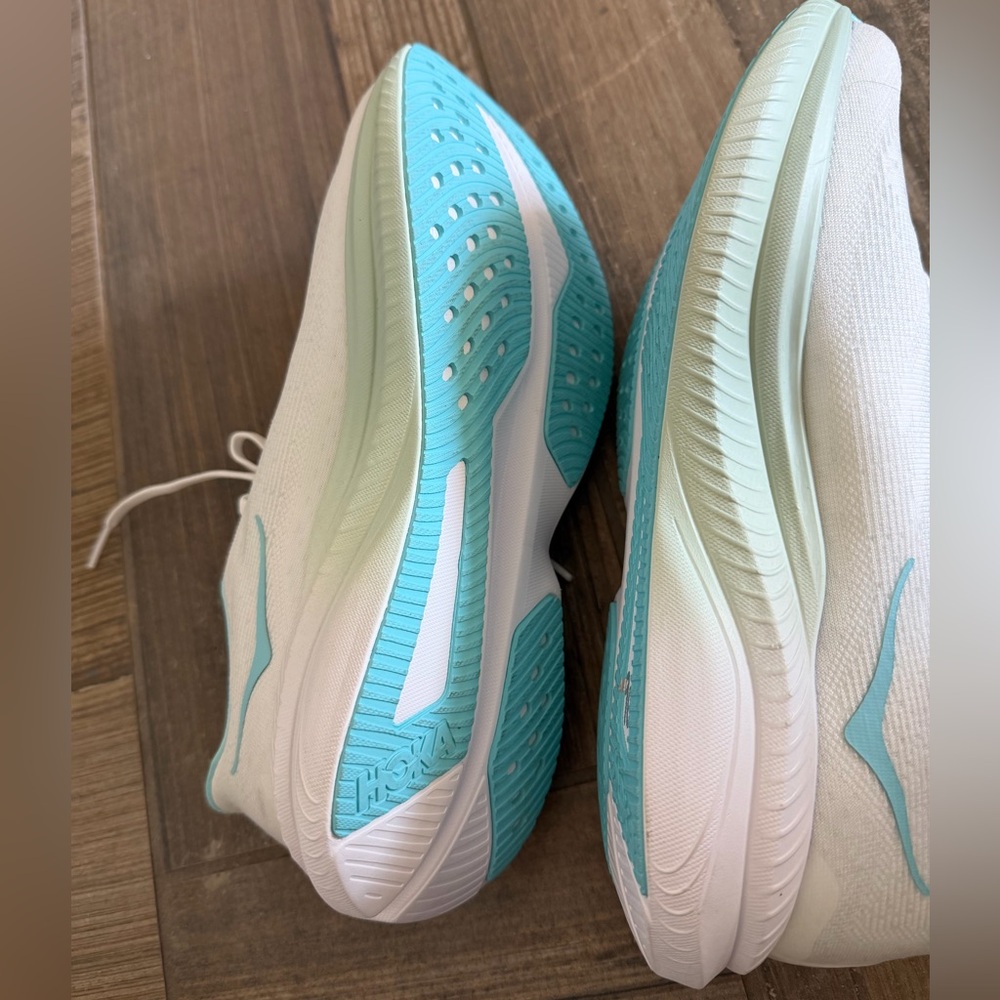 HOKA Women's Mach 6 Shoe Women’s size 9.5 New - Picture 7 of 9